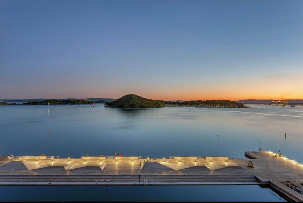 Oceanfront Apartment - Oslo Central - Private Patio Εξωτερικό φωτογραφία